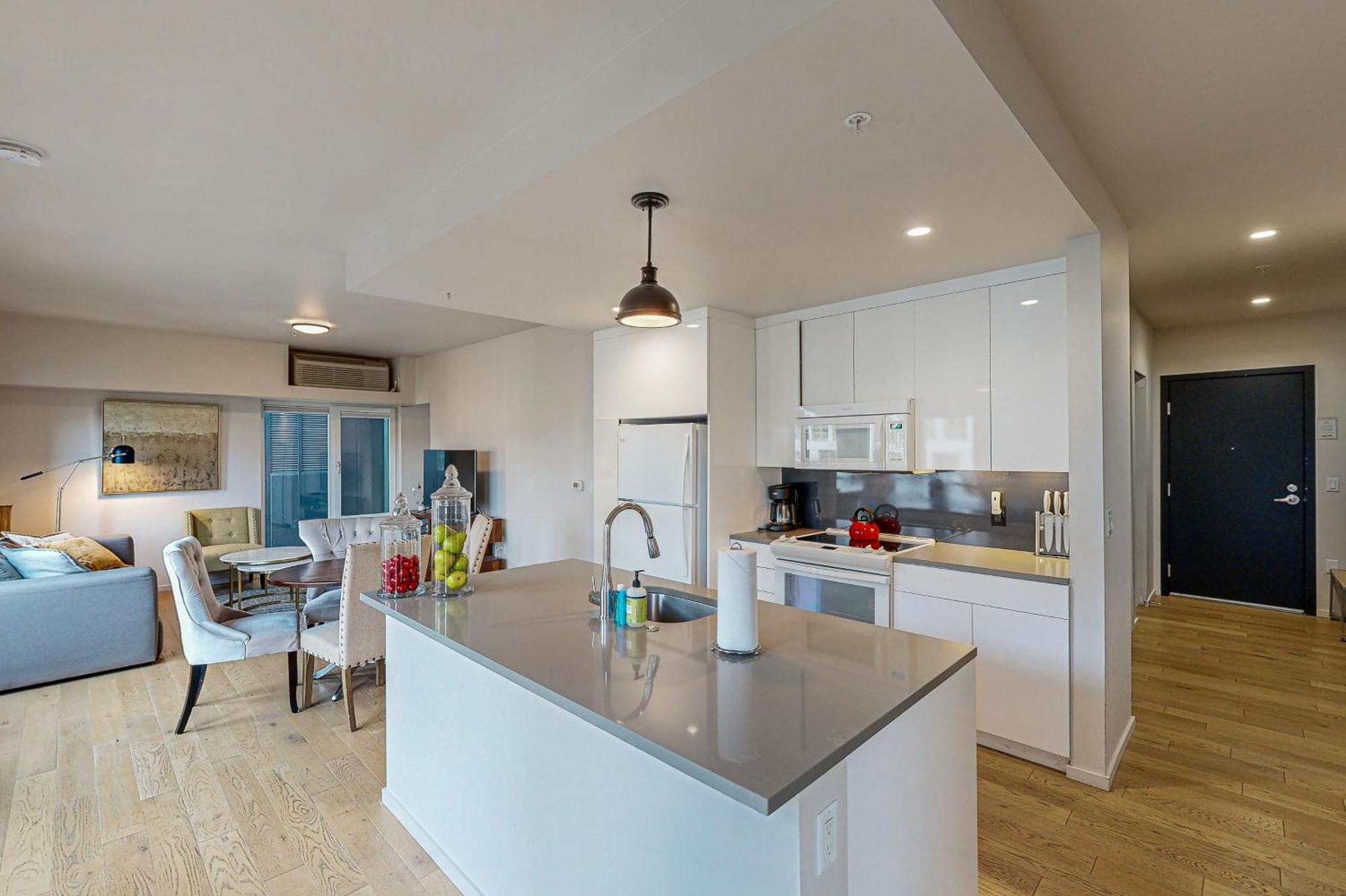 Q21 Apartment Portland