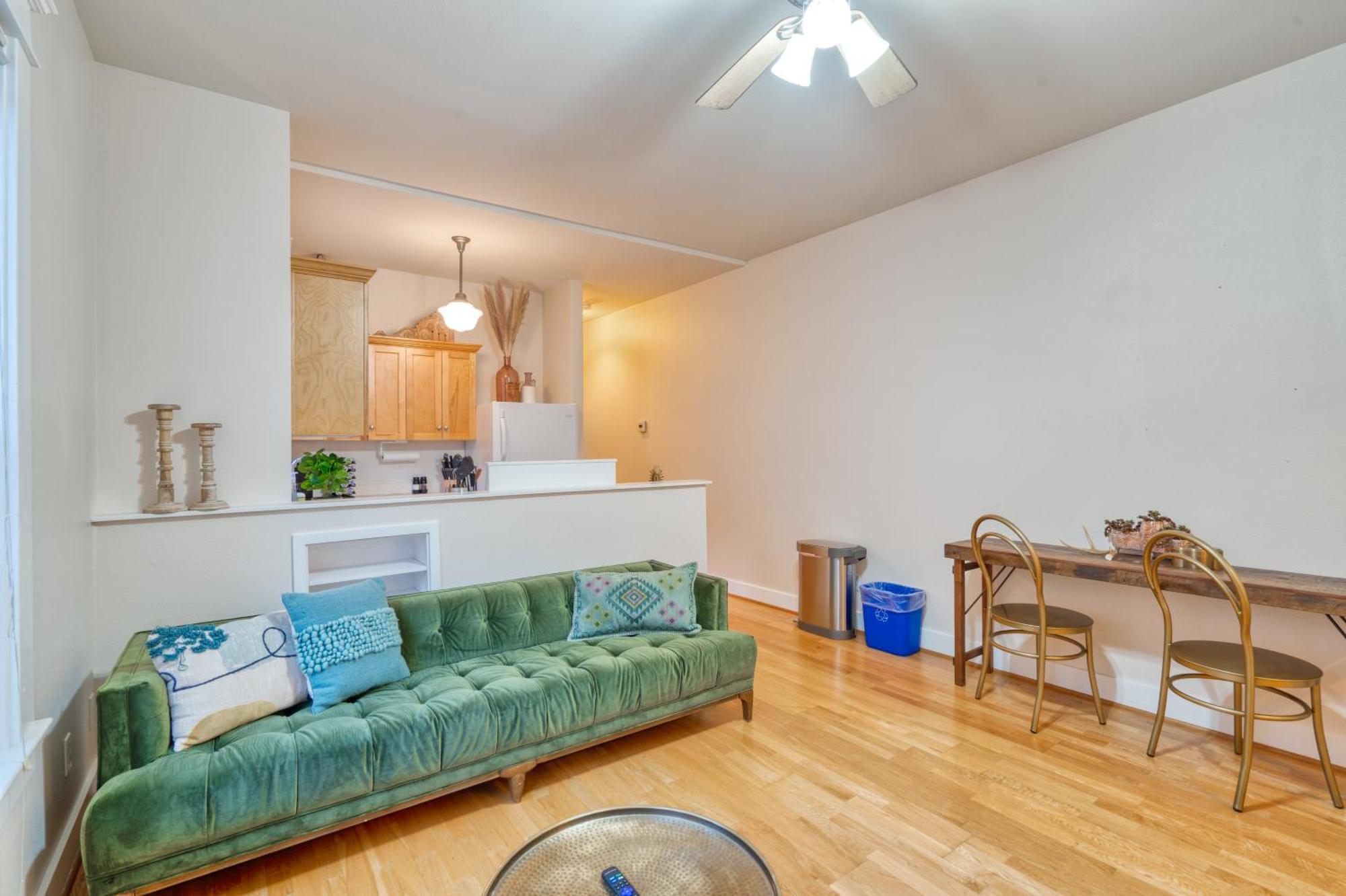 Historic Mississippi - Live Music & Local Shops Apartment *