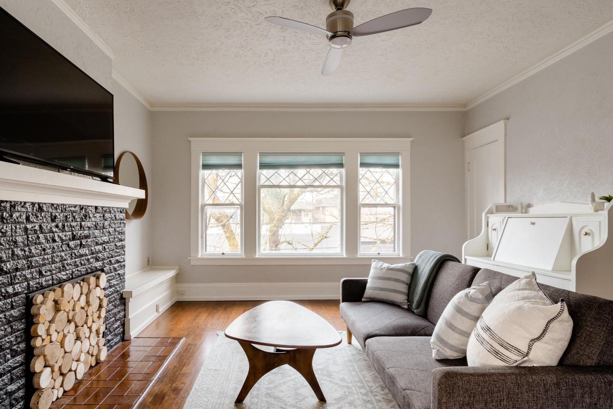 - Comfy Se - Great Eats & Bars Apartment Portland