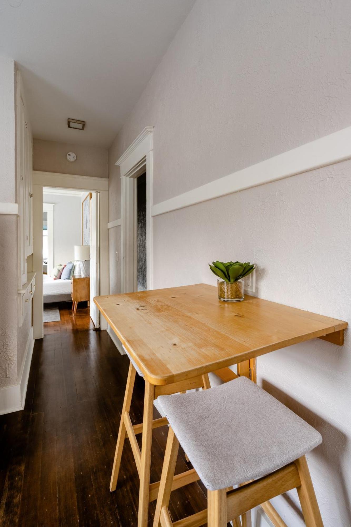 Apartment - Comfy Se - Great Eats & Bars Portland