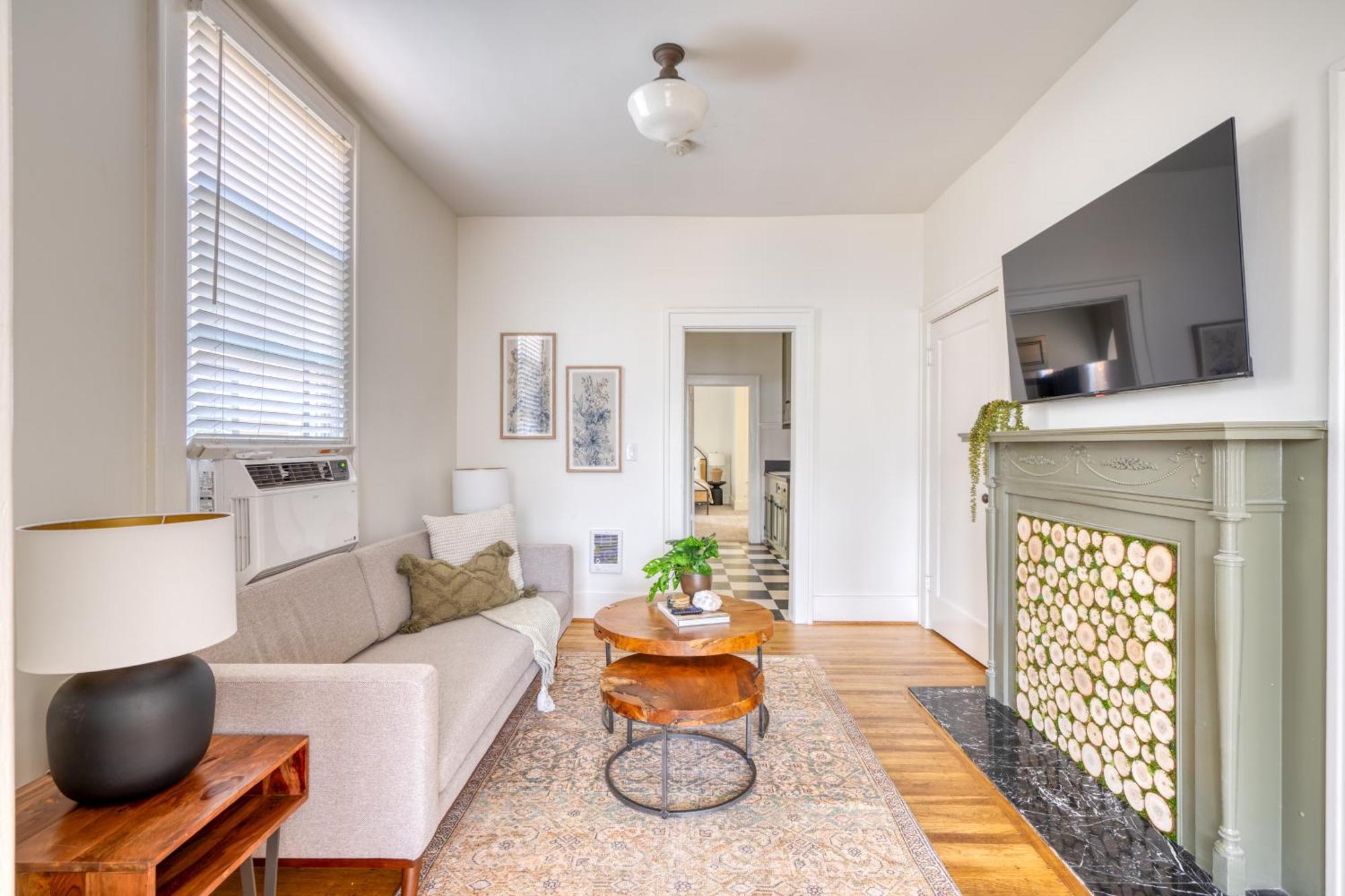 Collection - La Casa Burnside - Local Eateries, Shops, And Bars Holiday home