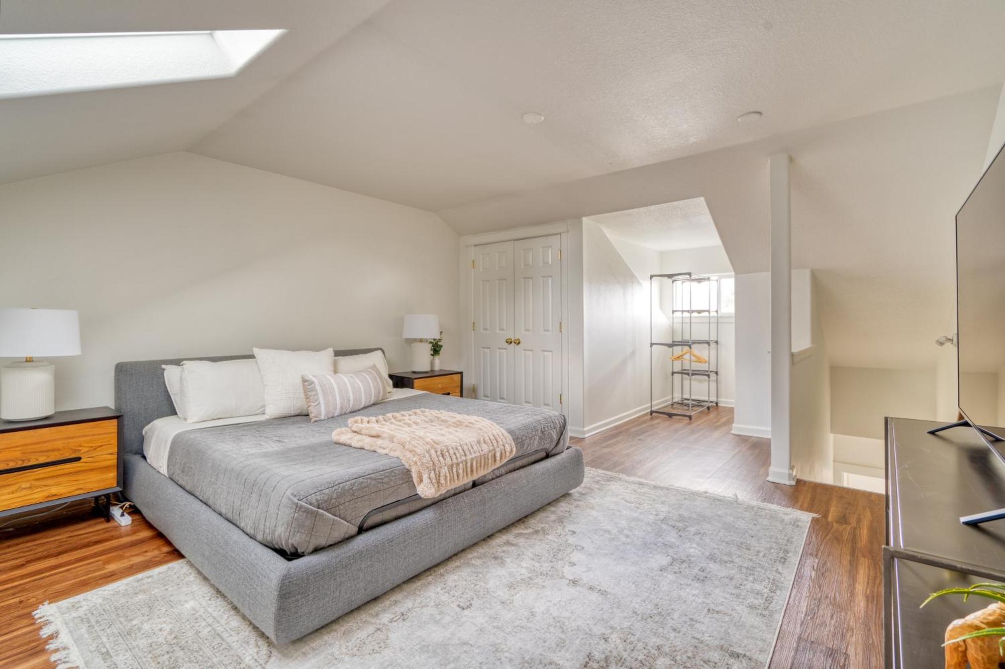 Collection - Perfect Loft - Breweries & Bars * Portland