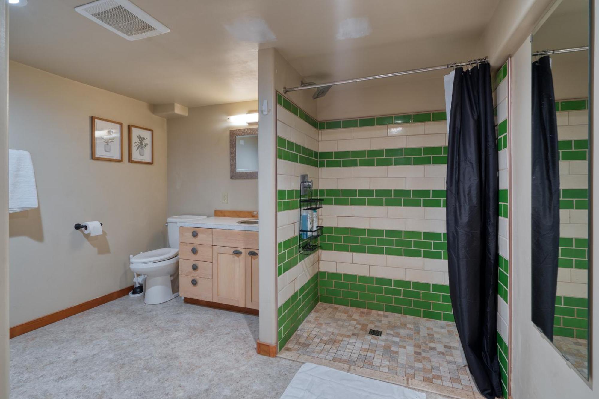 Collection - 1br Historic Soul District Remodel Holiday home *