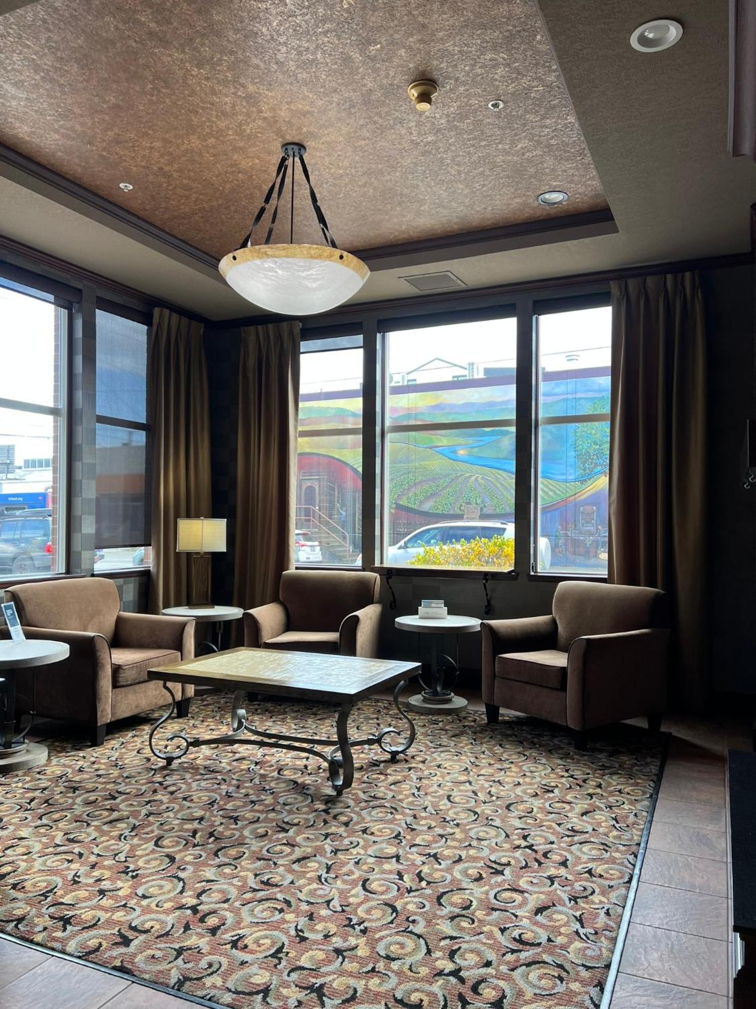 Express & Portland-northwest Downtown By Ihg 3* Portland