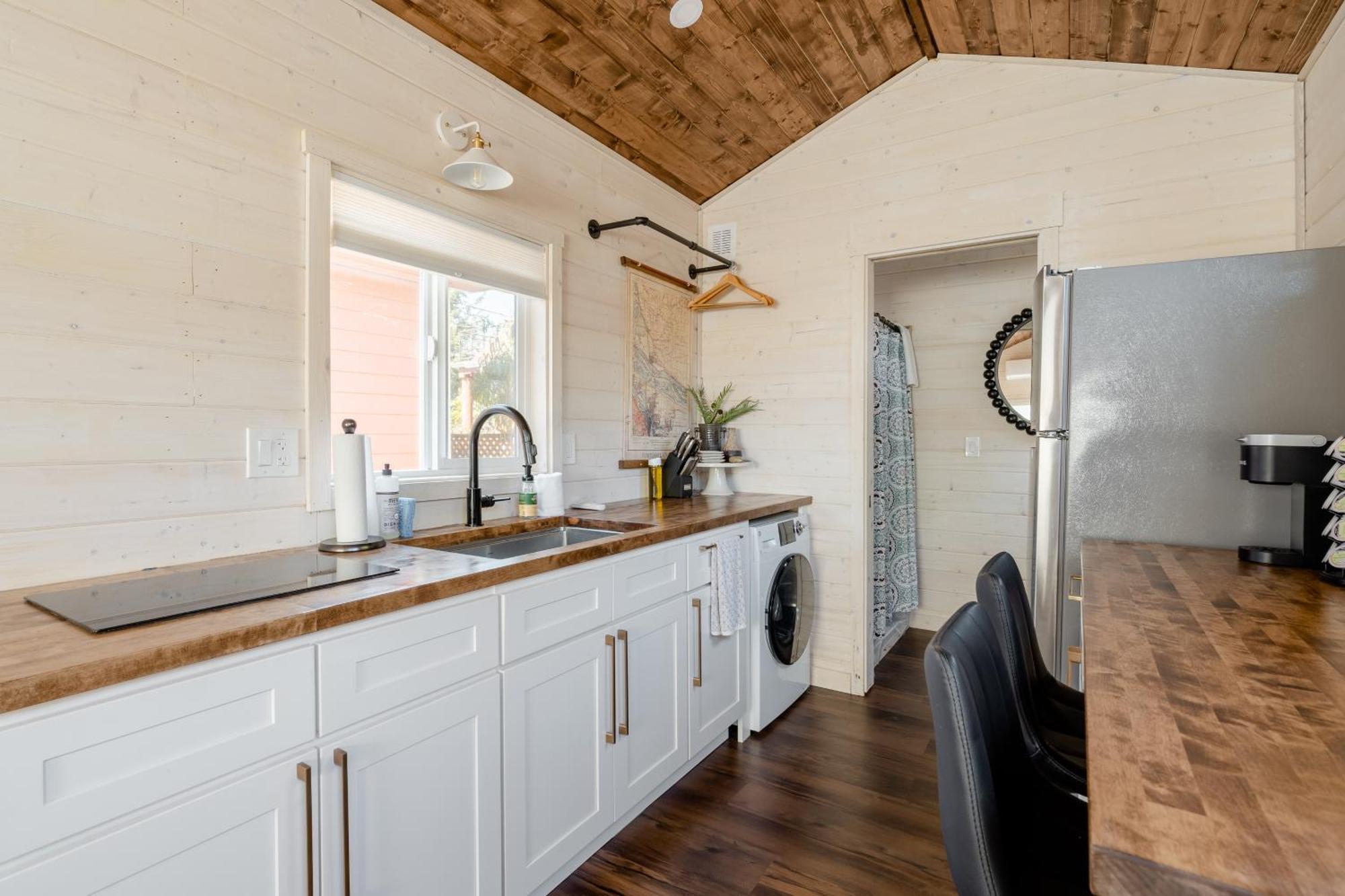- The Tiny On Alberta Holiday home