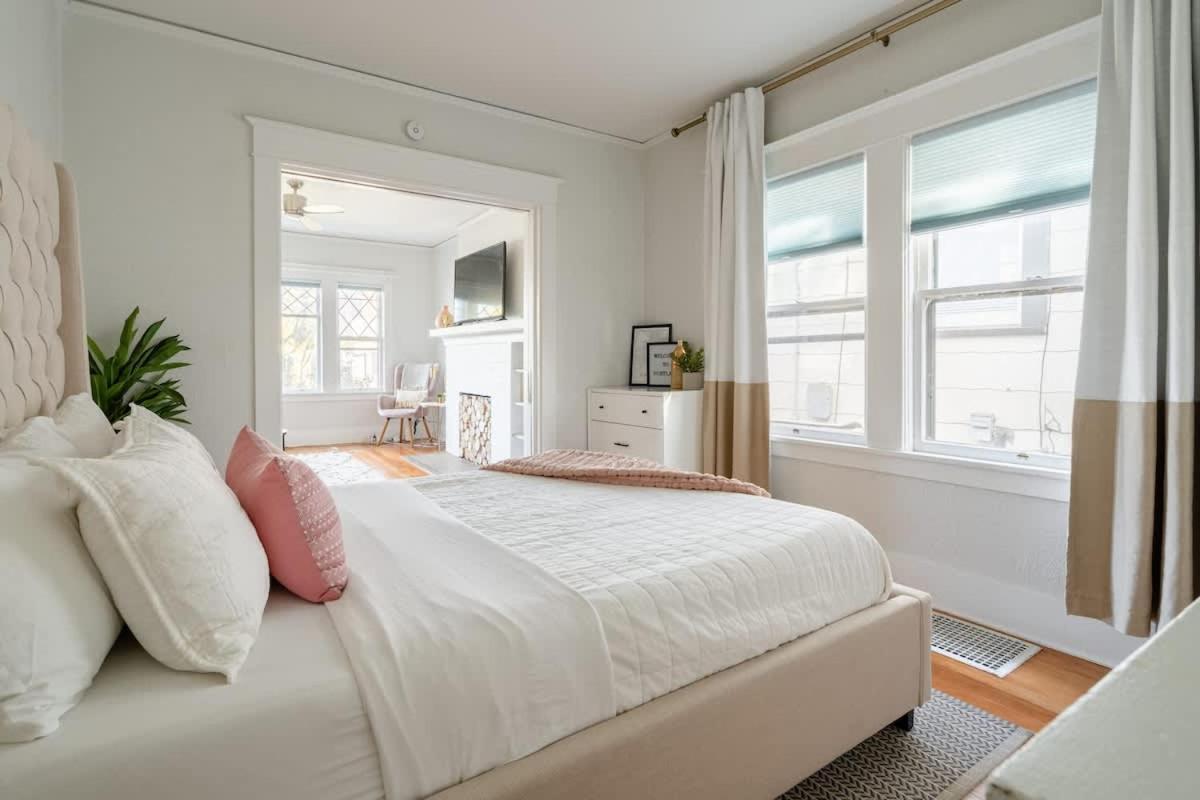 - Sunnyside Wonderland- Coffee Shops, Bars & Parks Apartment Portland