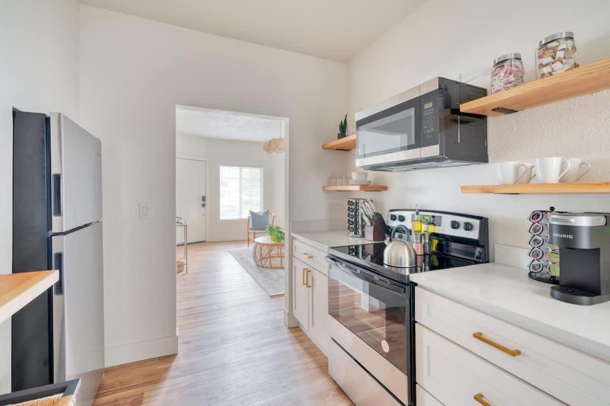 Collection - Perfect Brooklyn 1 Bedroom Apartment Portland