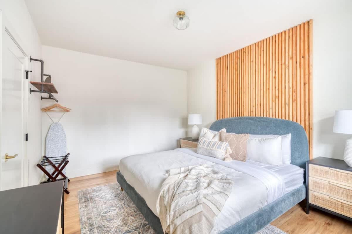 Collection - Perfect Brooklyn 1 Bedroom Portland