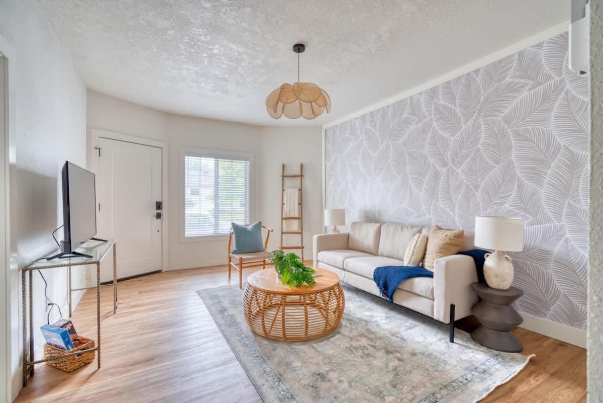 Collection - Perfect Brooklyn 1 Bedroom Portland
