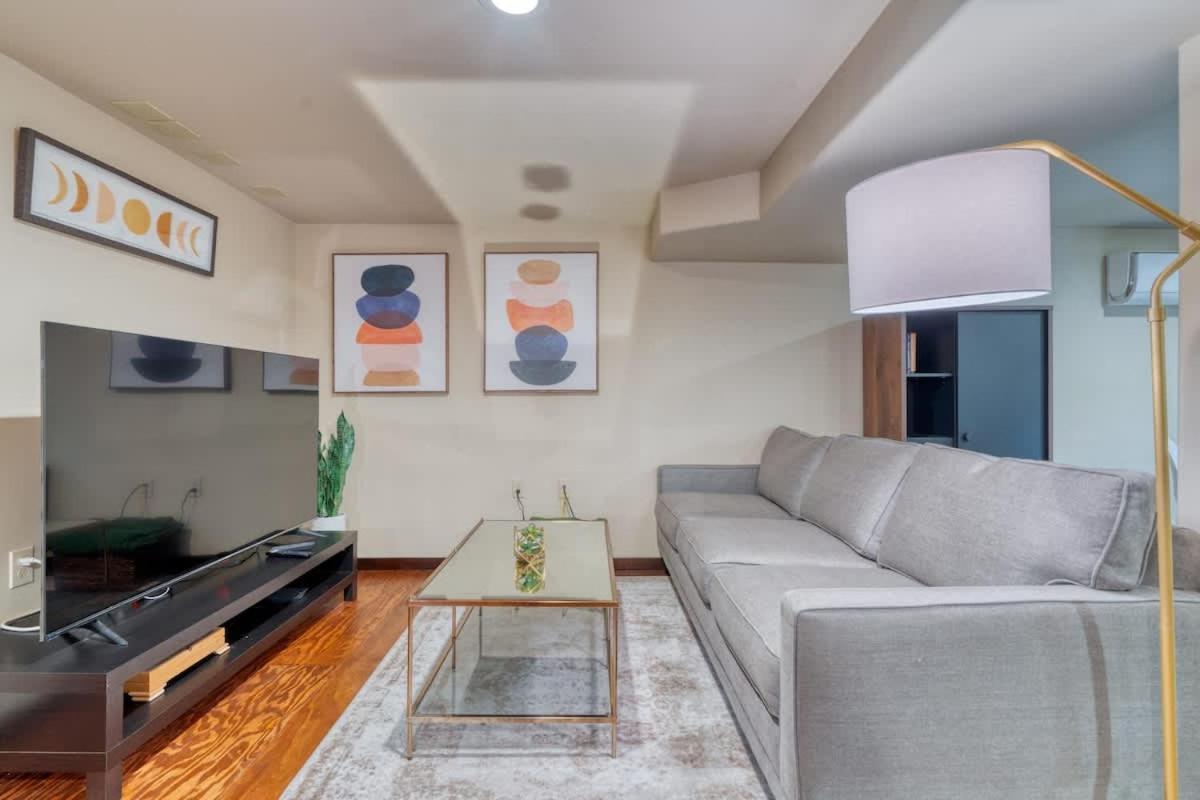 Holiday home Collection - 1br Historic Soul District Remodel *