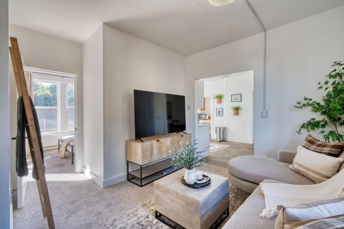 Holiday home Collection - Haven By The Hill - Downtown & Ohsu Proximity! Portland