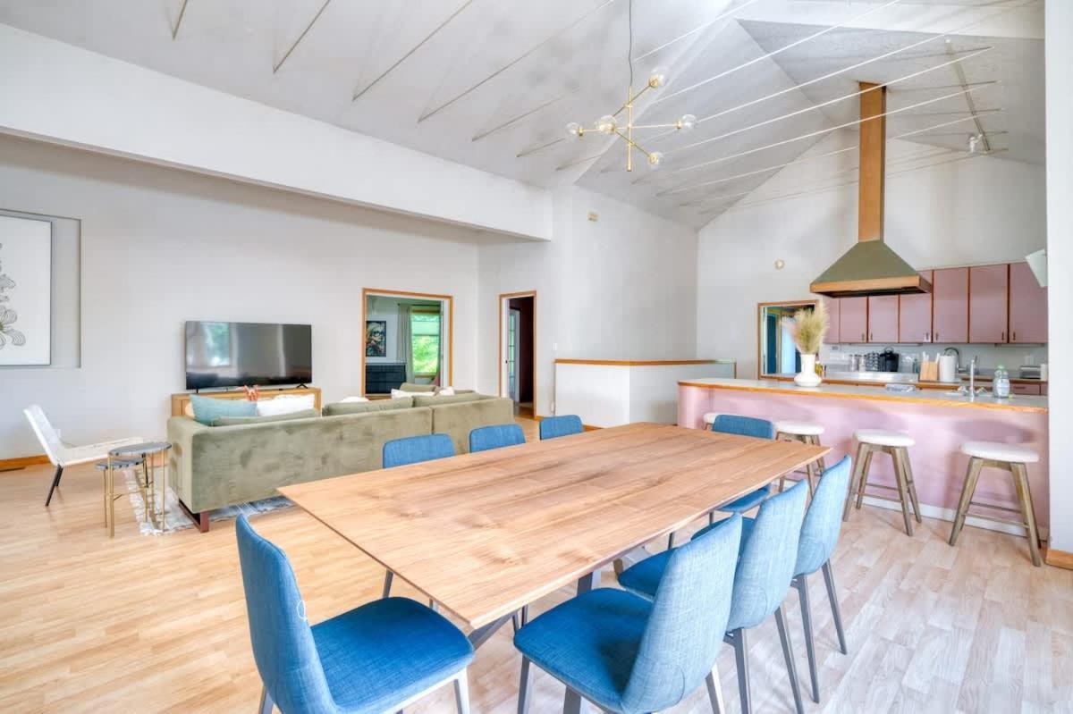 Collection - Urban Rose - Downtown & Ohsu Proximity! Holiday home