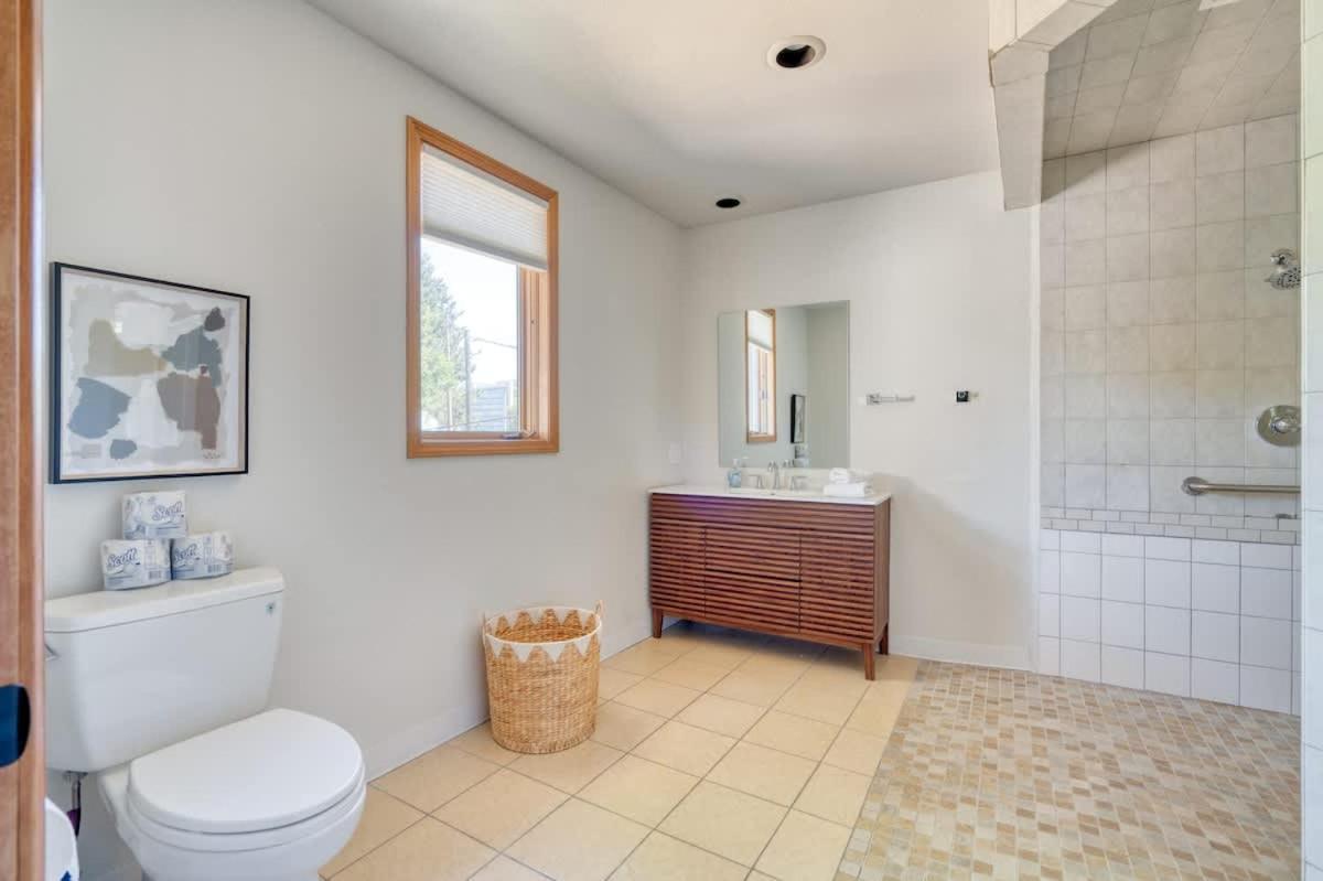 Collection - Urban Rose - Downtown & Ohsu Proximity! Holiday home