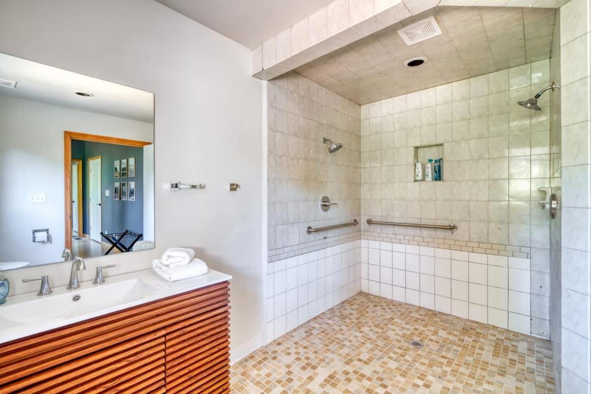 Collection - Urban Rose - Downtown & Ohsu Proximity! Holiday home Portland