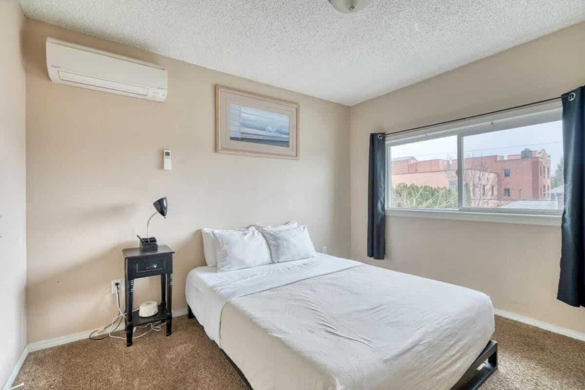 Apartment - Spacious & Hip 1br With Access To Ne Portland