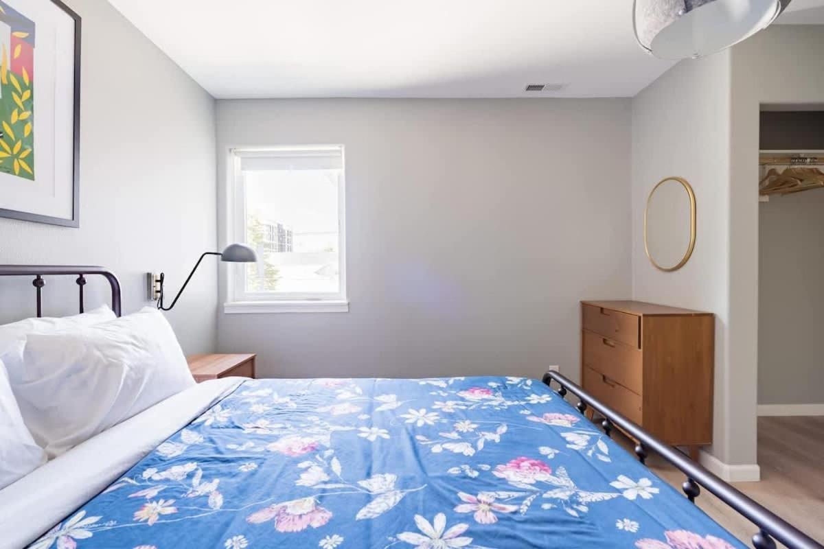 Holiday home Collection - Unique 8 Bedroom Private In Pearl District Portland