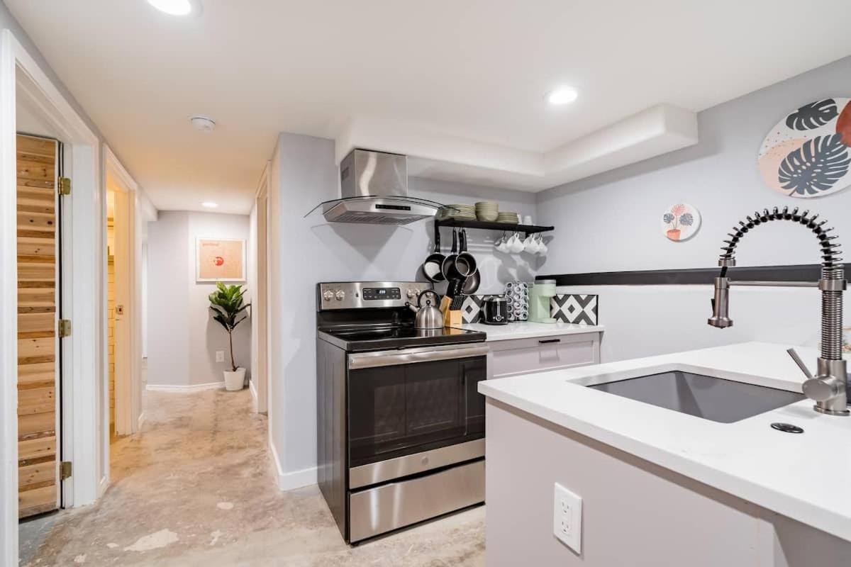 Collection - Unique 8 Bedroom Private In Pearl District Holiday home