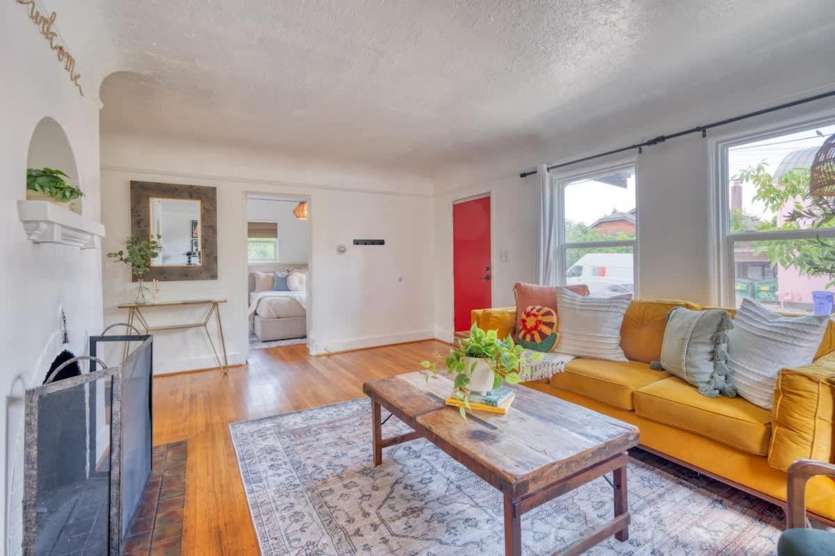 - Sedona Vibes In Pdx- Walk To Local Shops & Coffee Holiday home Portland
