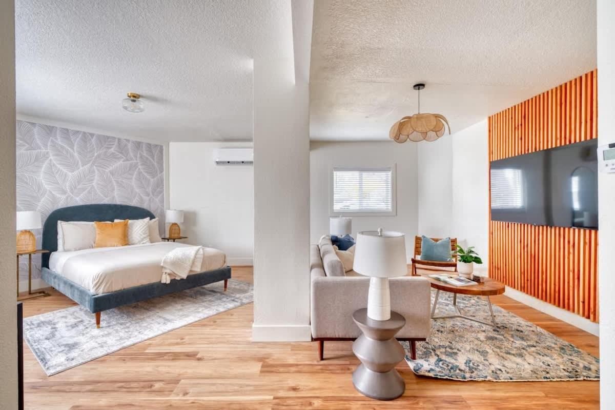 - Spacious In Brooklyn Apartment *