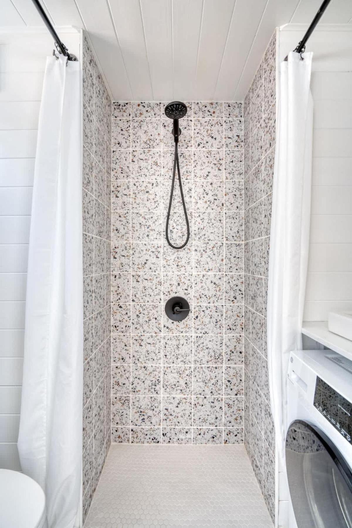 Holiday home - Teal & Terrazzo Bright Tiny