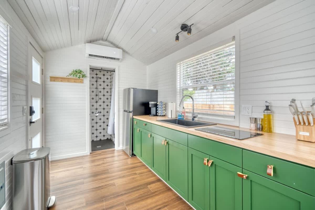 Holiday home - Noir-emerald Modern Tinylux In