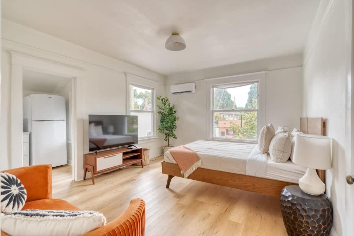 - The Sullivan's Gulch Retreat - 94 Walk Score Apartamento Portland