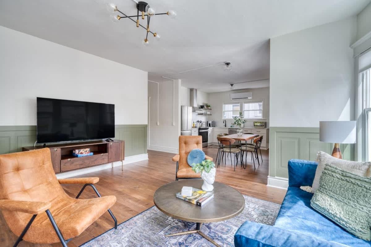 - Renewed Classic Craftsman In Se - 95 Walkscore Portland