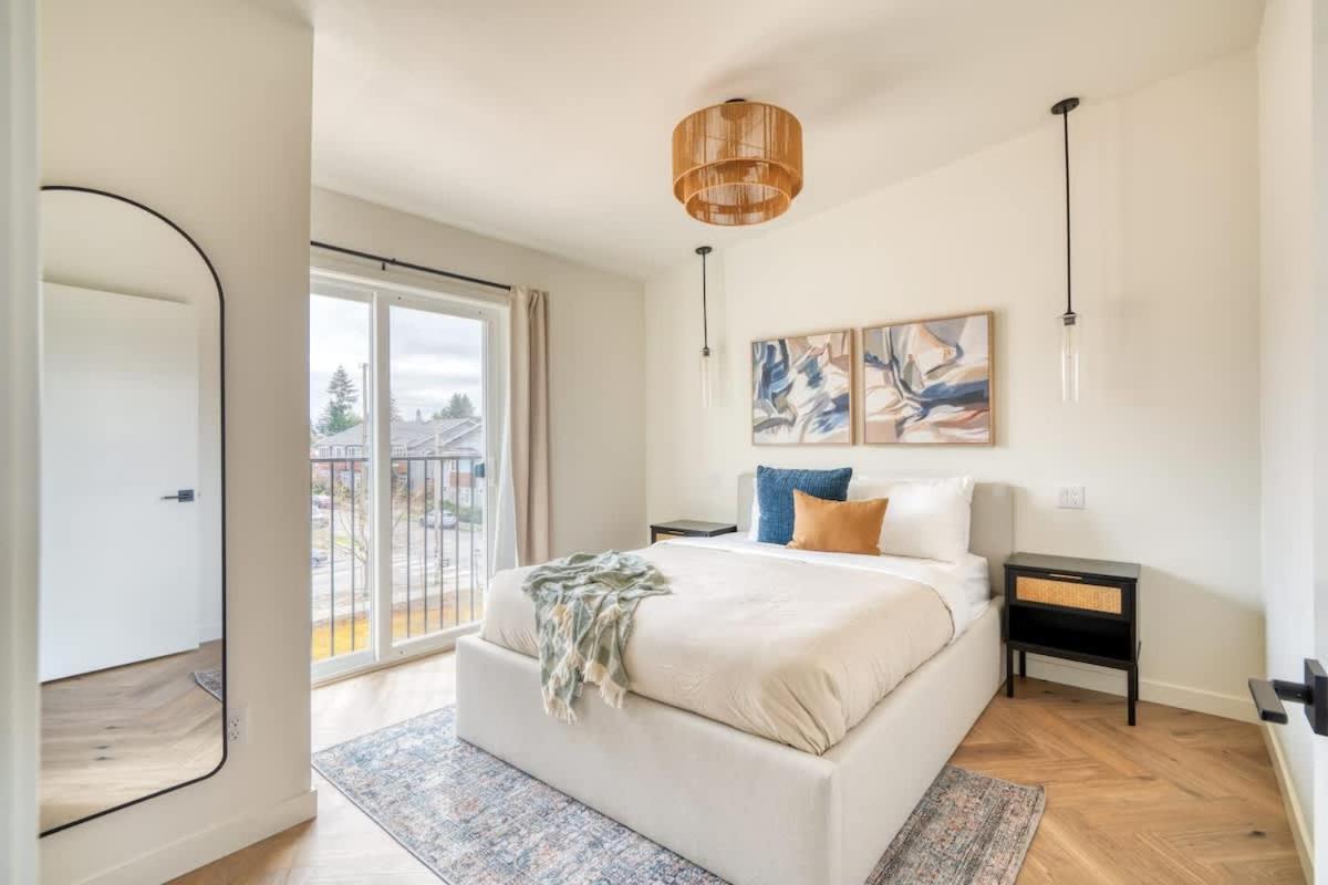 Alberta Arts District Hideaway- Stylish Townhome Holiday home *