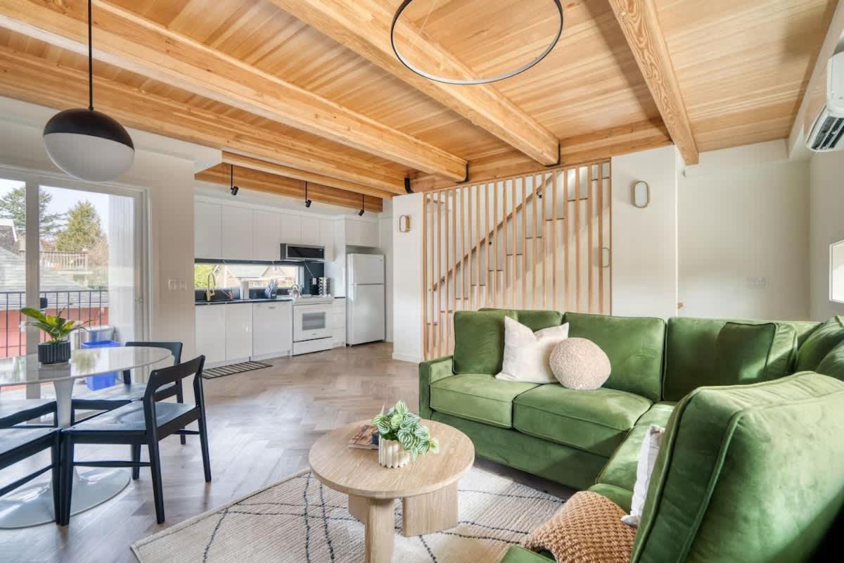 Alberta Arts District Hideaway- Stylish Townhome Holiday home Portland