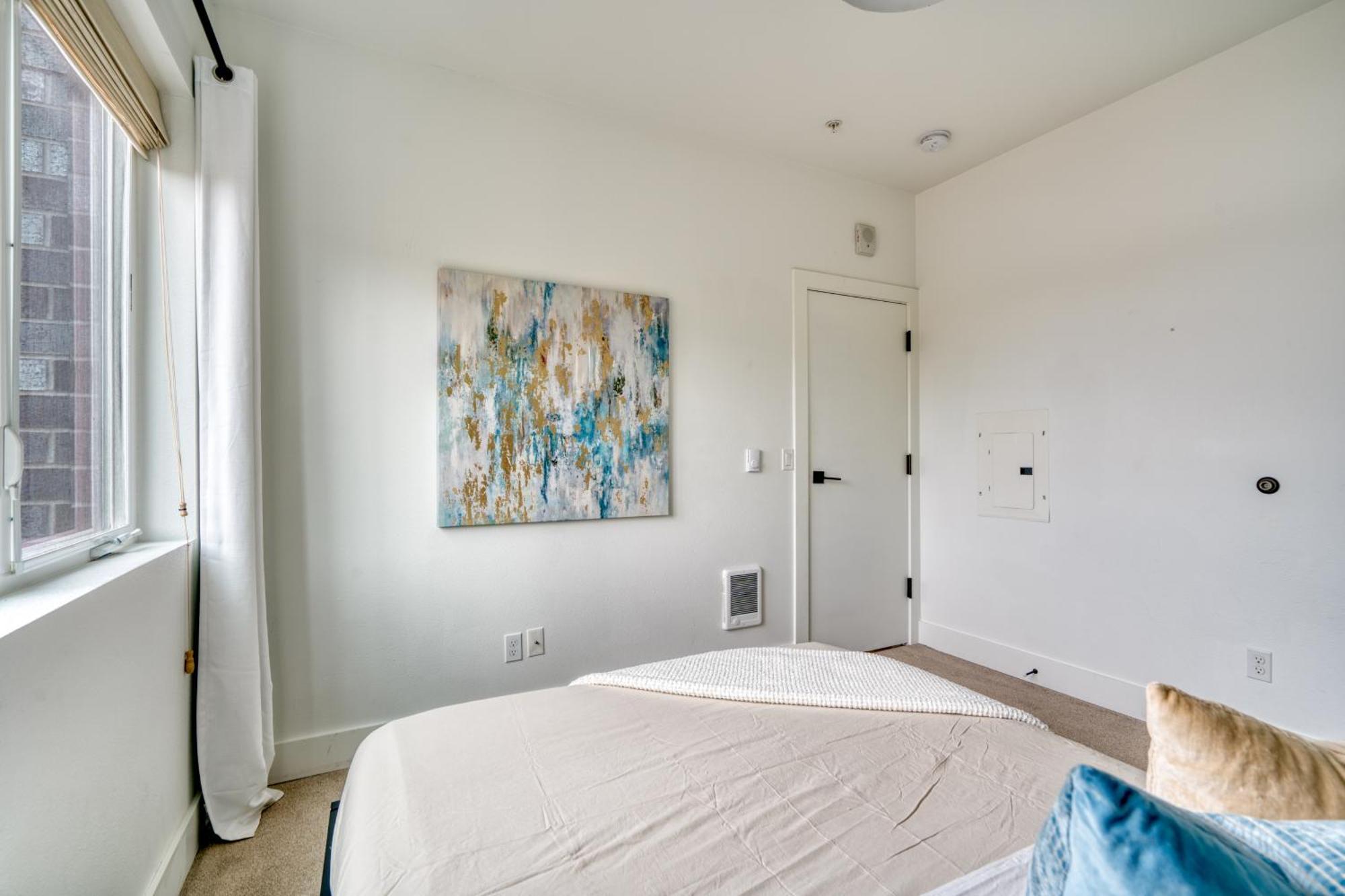 - Exclusive Entire Floor & Instaworthy Local Art Portland
