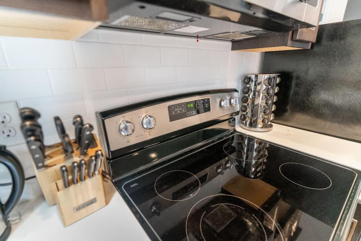 Holiday home Walkable Next To Restaurants, Bars, And Shops! *