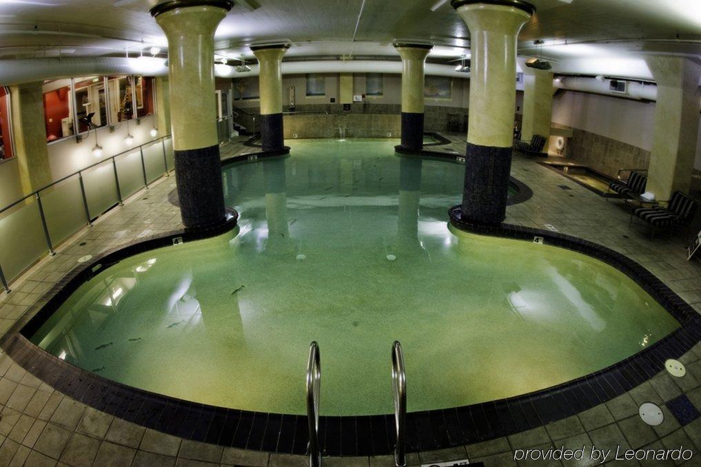 Embassy By Hilton Downtown 4*