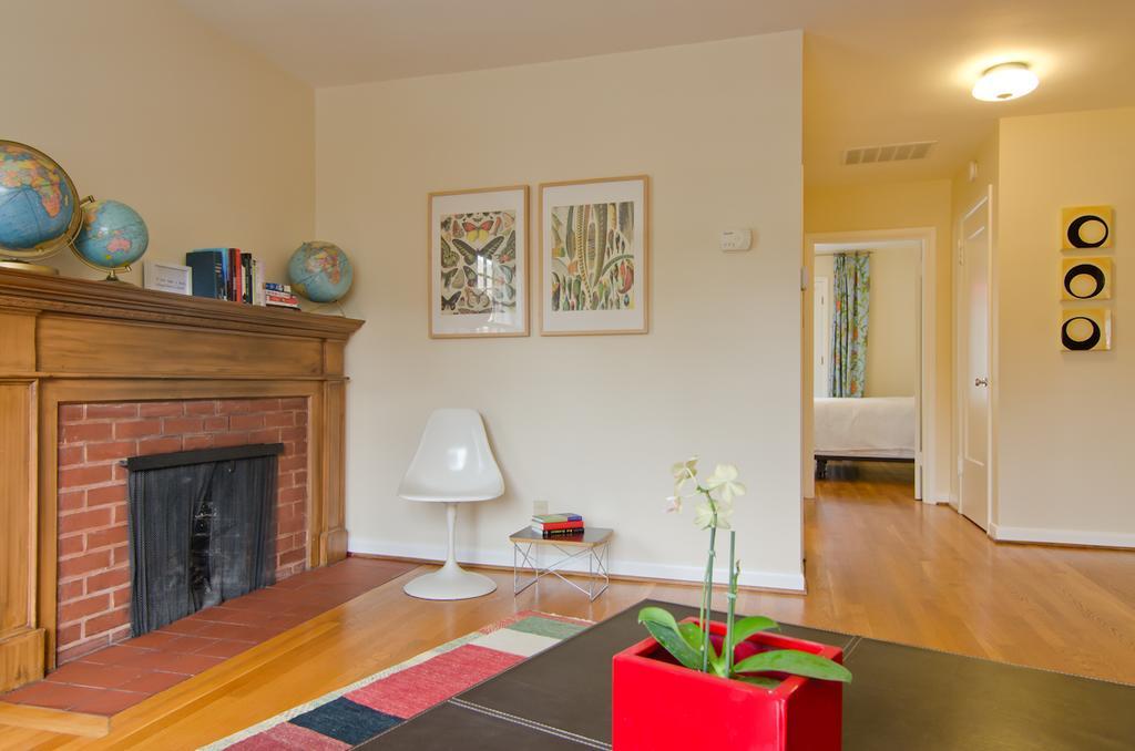 Apartment Doyle Lovejoy