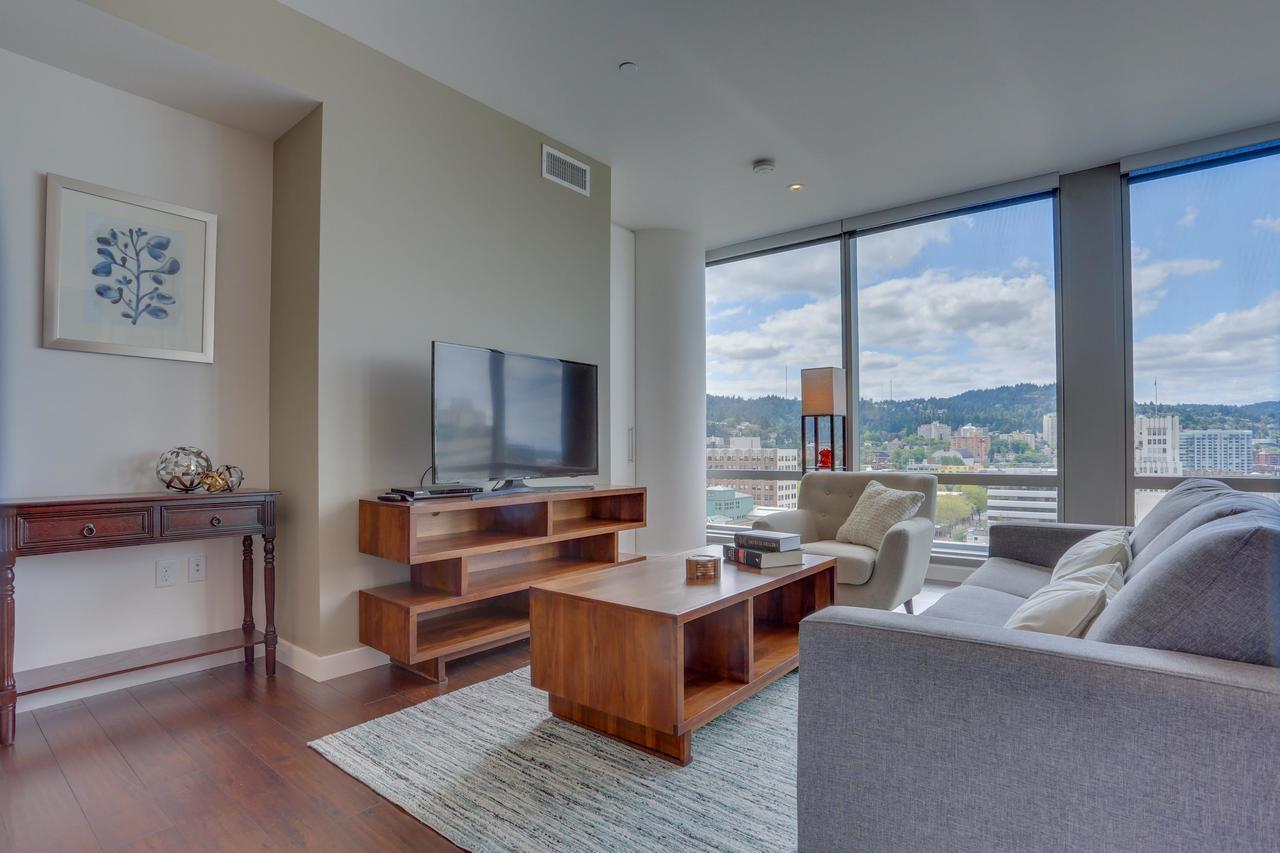 Park Avenue West Condos Apartment