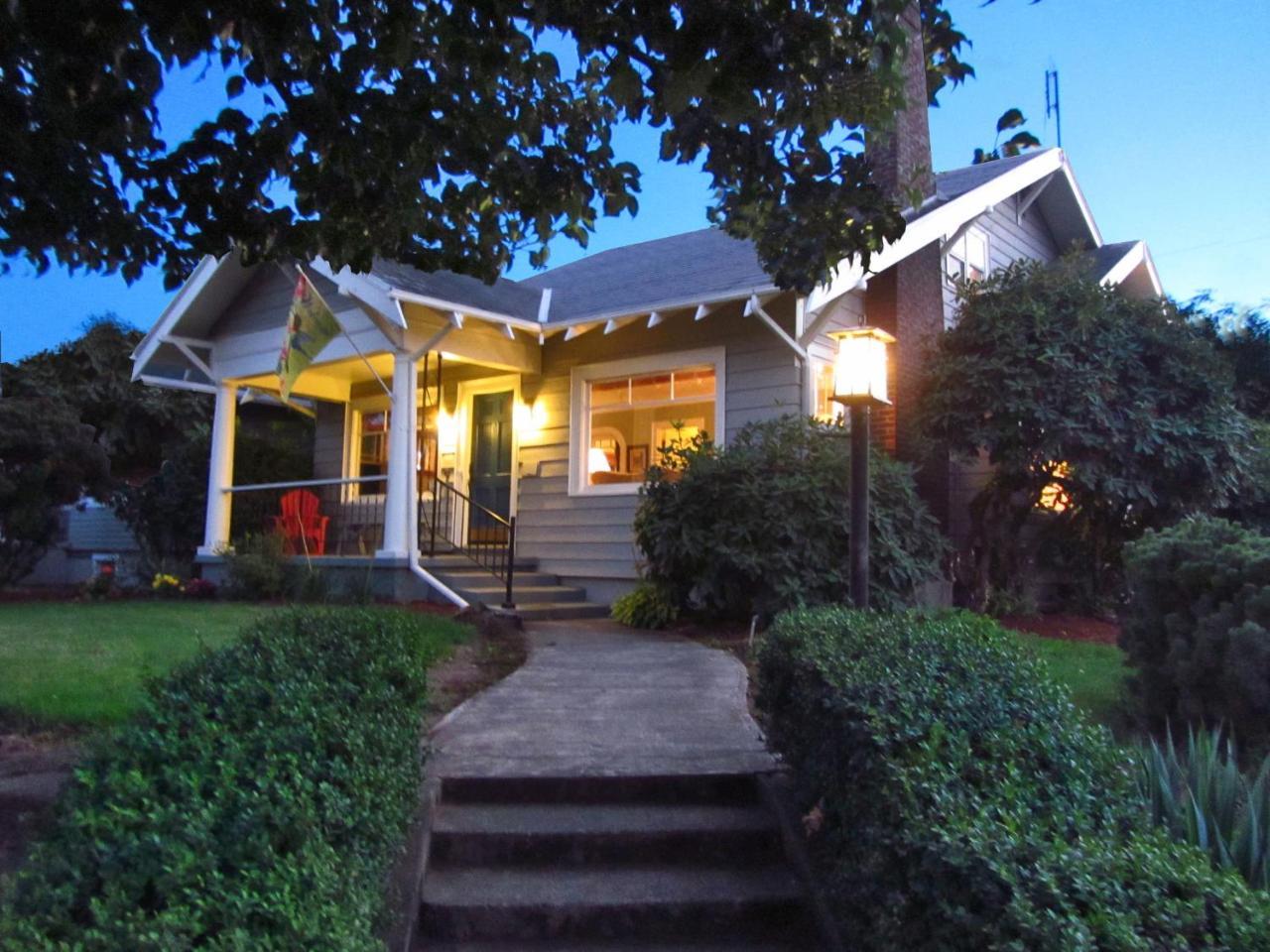 Piedmont Vacation * Portland