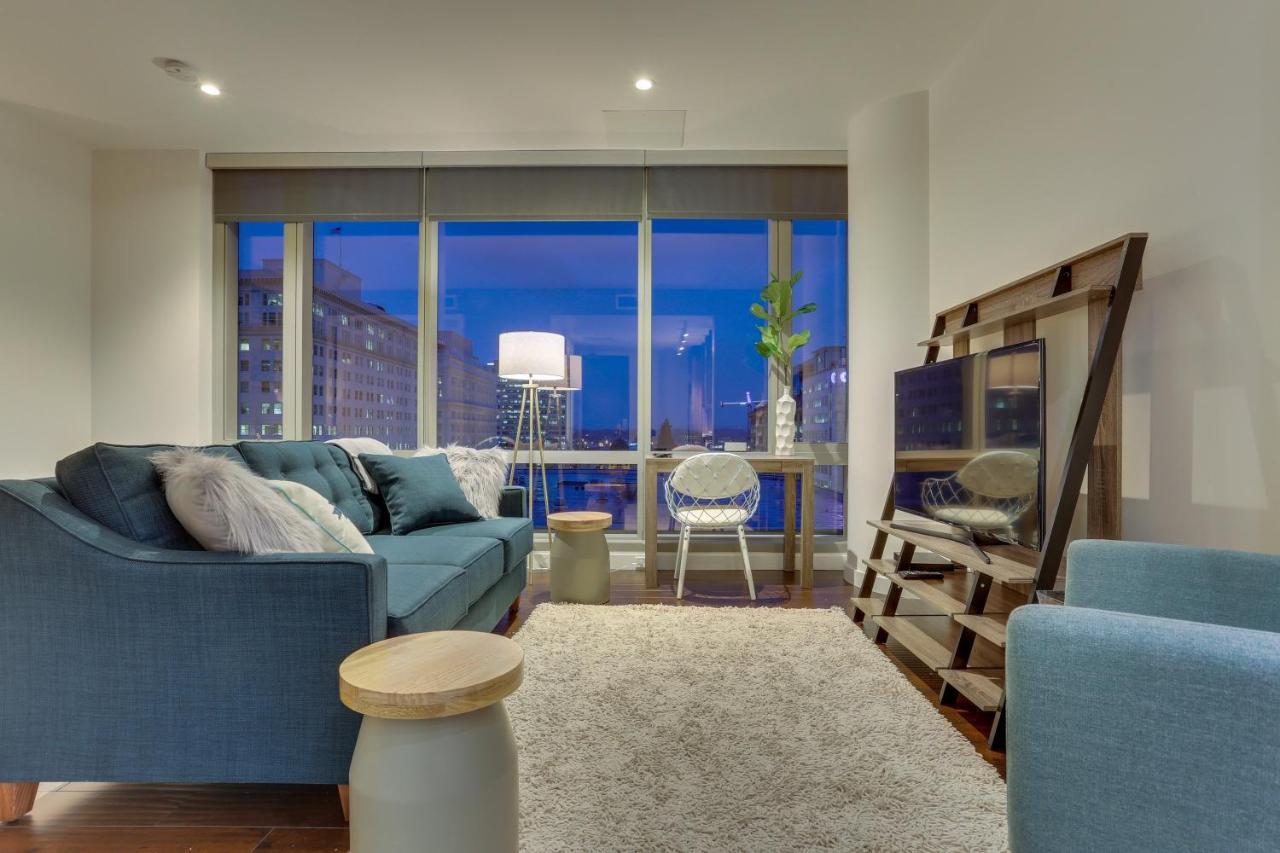 Park Avenue West Condos Apartment *