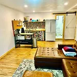 Conveniently Located Guesthouse