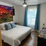 Conveniently Located Guesthouse