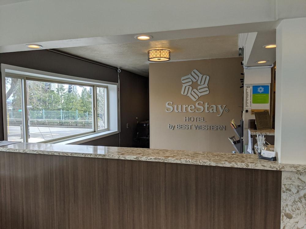 Surestay By Western Center Hotel 3*