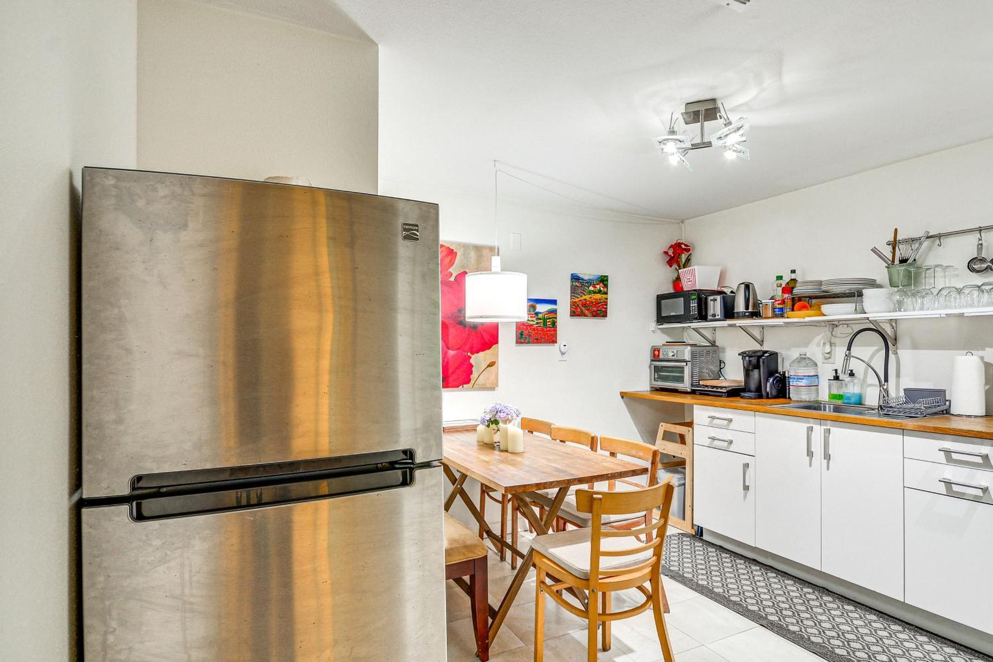 Lush Flat With Fire Pit, 4 Mi To Dtwn! Apartment Portland