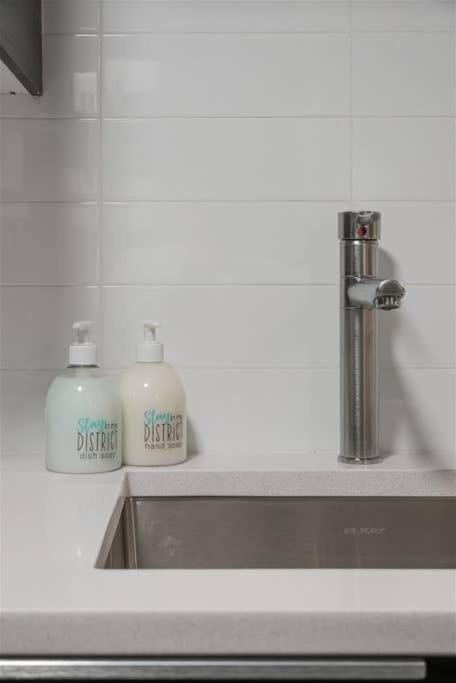 #stayinmydistrict Multnomah Village Modern Retreat Apartamento *