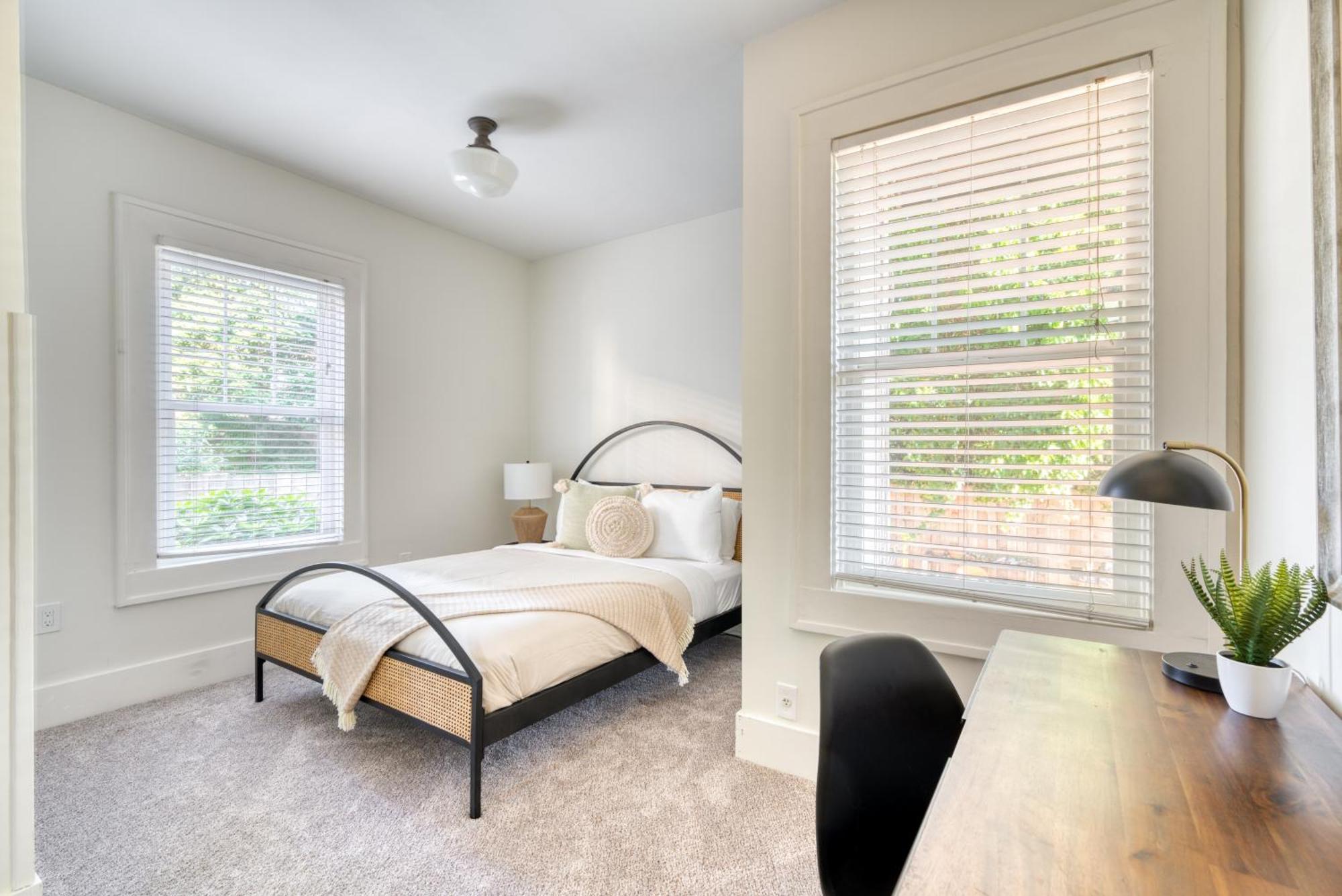 - La Casa Burnside - Local Eateries, Shops, And Bars Apartment Portland