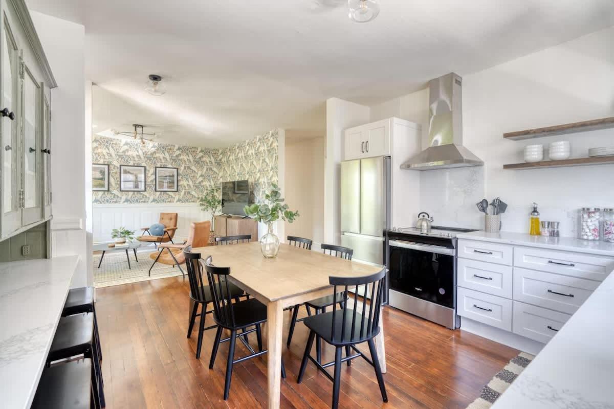 - Perfect Family Friendly 3 Bed - 95 Walkscore Portland
